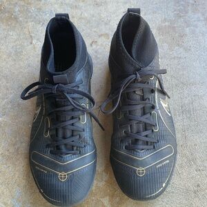 US 2.5Y Nike mercurial turf soccer cleats